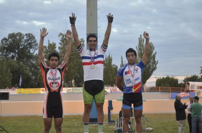 Edison Bravo, triple campeon nacional chileno